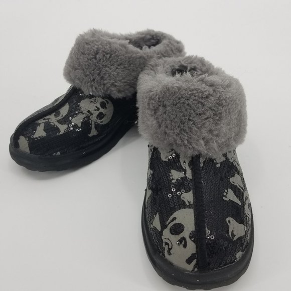 ugg skull slippers